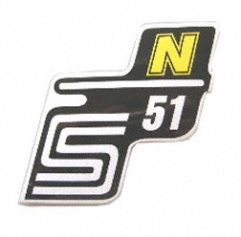 Aufkleber / Schriftzug "S51 N" für Seitendeckel, N=gelb 