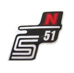 Aufkleber / Schriftzug "S51 N" für Seitendeckel, N=rot 