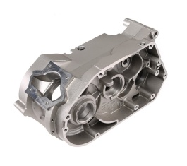 Gehäuse - Motorgehäuse für Simson Motor M541-543 (60km/h) - silbermetallic lackiert - gebohrt auf Ø46,1 mm für 50 ccm Zylinder 